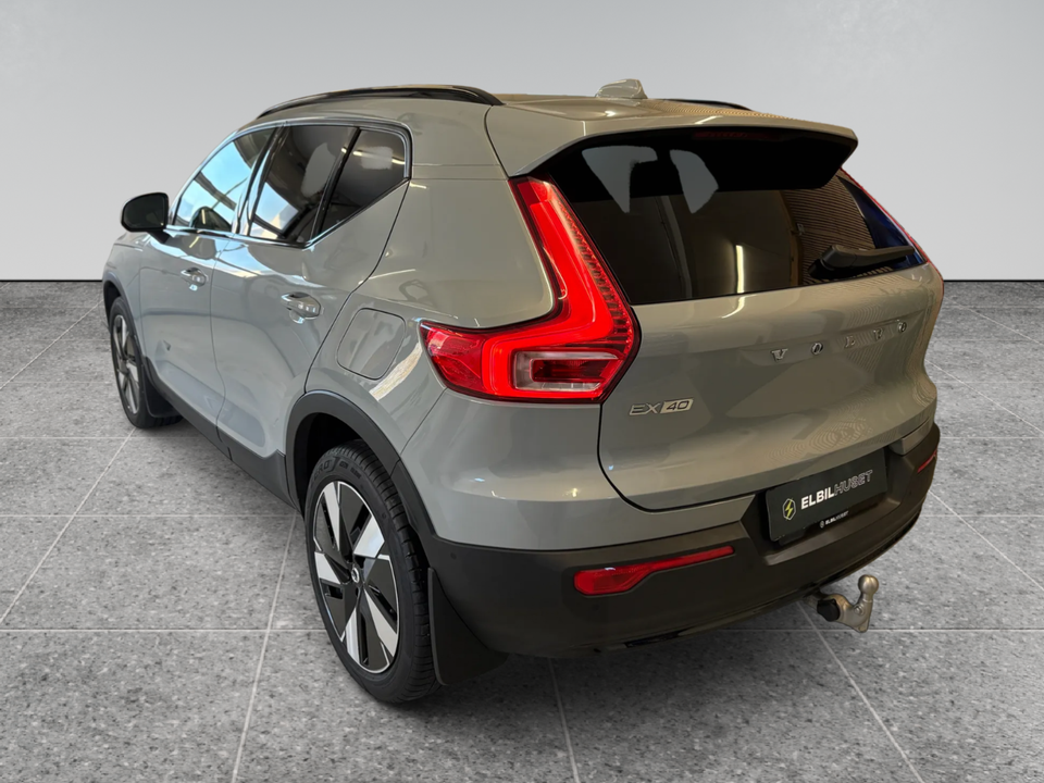 Volvo EX40 Extended Range Plus 5d