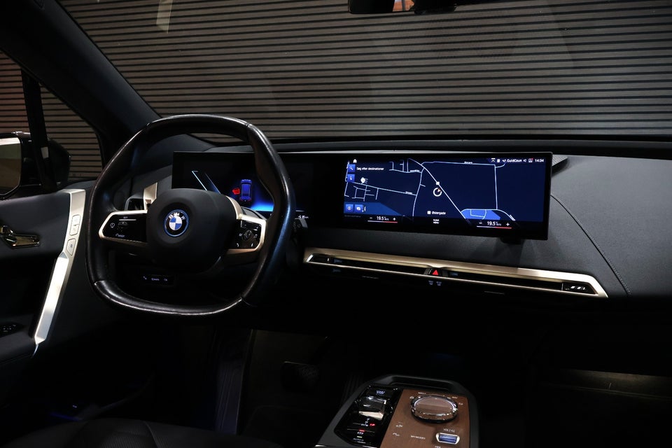 BMW iX xDrive40 Fully Charged 5d