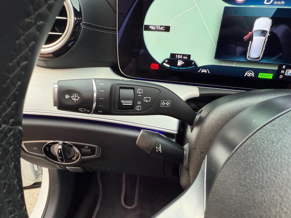 Mercedes E300 de 2,0 AMG Line stc. aut. 5d