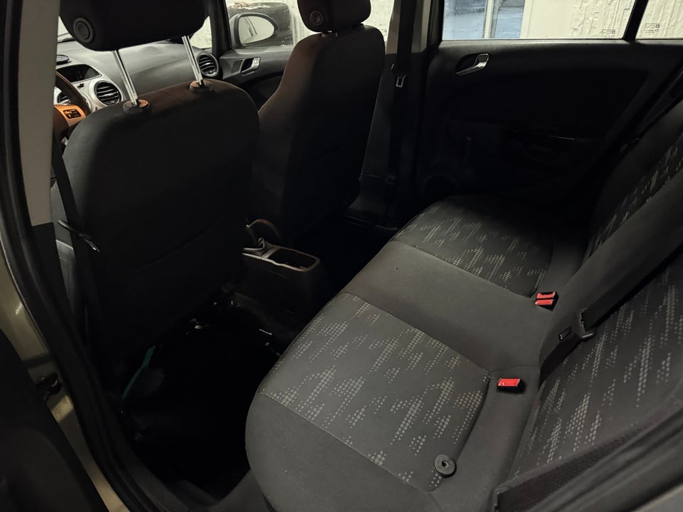 Opel Corsa 1,0 12V Enjoy 5d