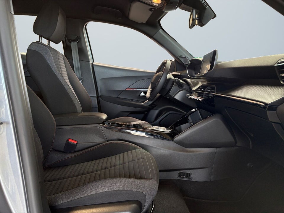 Peugeot e-2008 50 Active Pack 5d