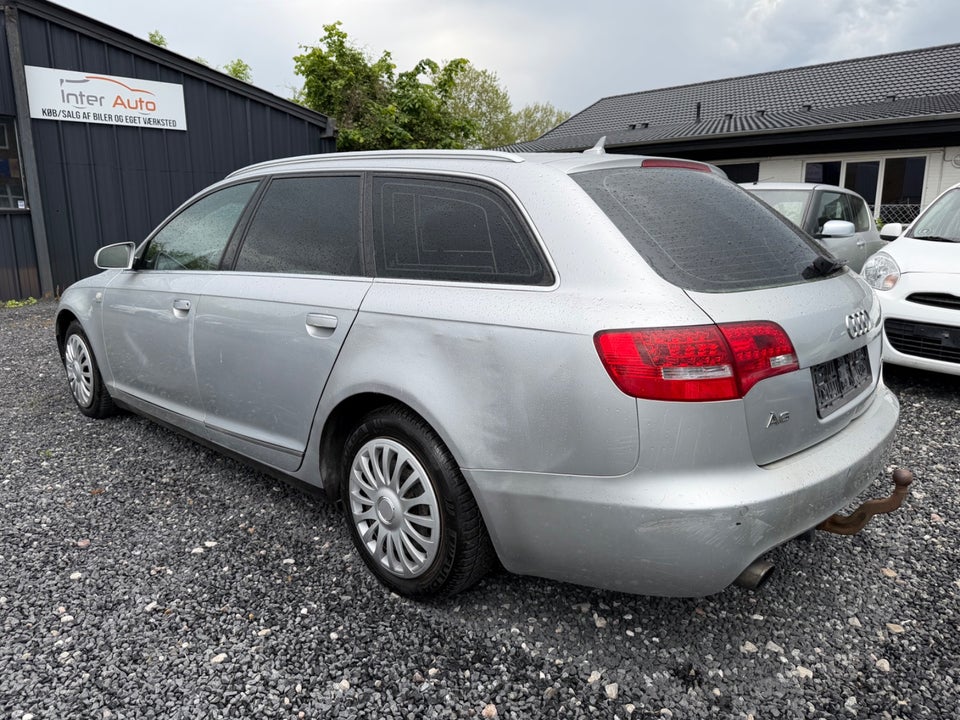 Audi A6 2,4 Avant quattro Tiptr. 5d