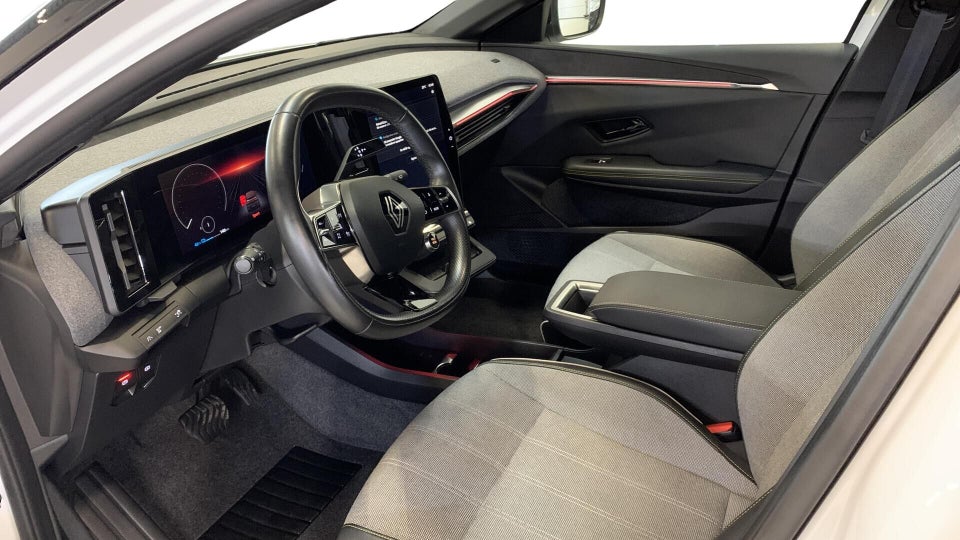 Renault Megane E-Tech 60 Techno 5d