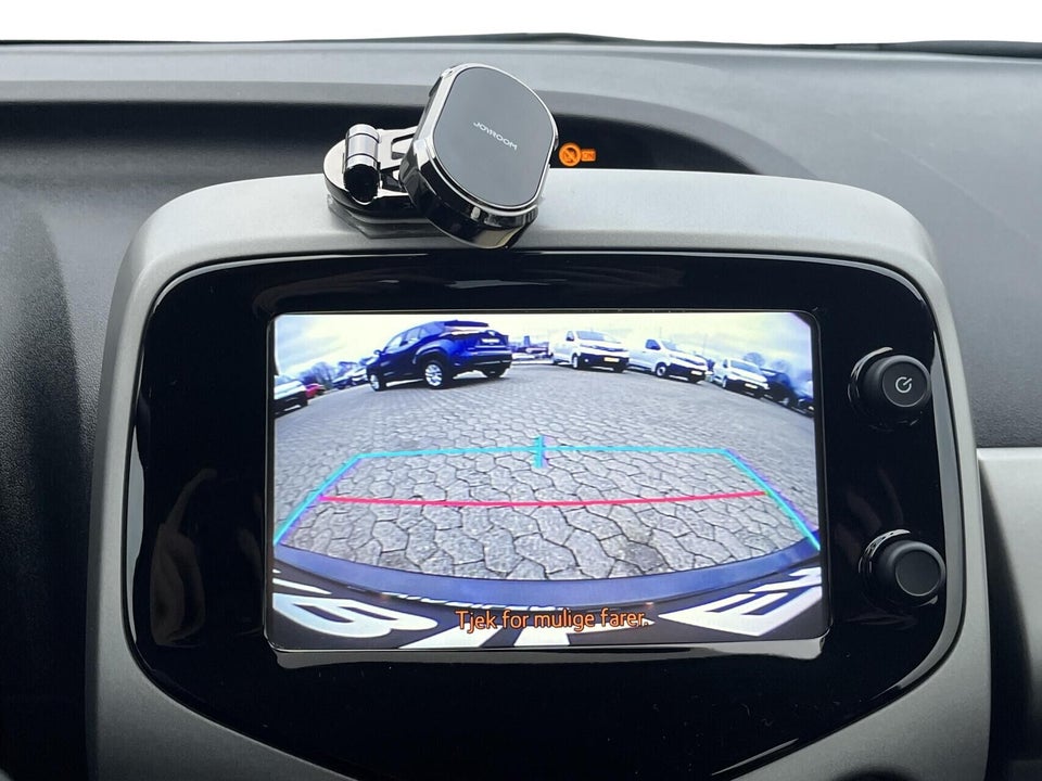 Toyota Aygo 1,0 VVT-i x-play x-shift 5d