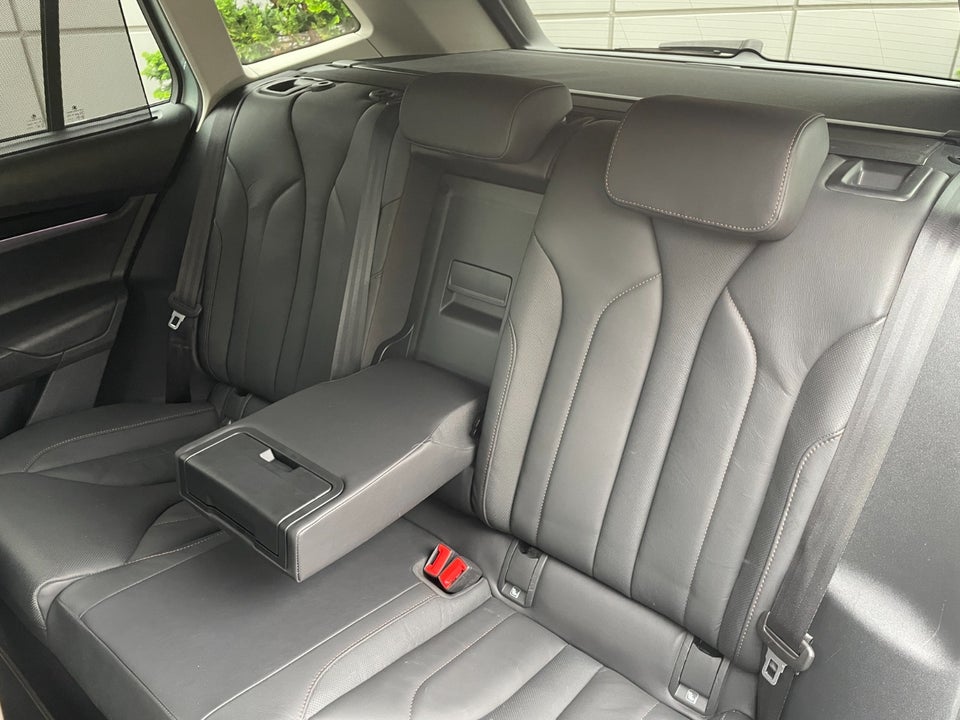 Skoda Enyaq 80 iV Plus Suite 5d