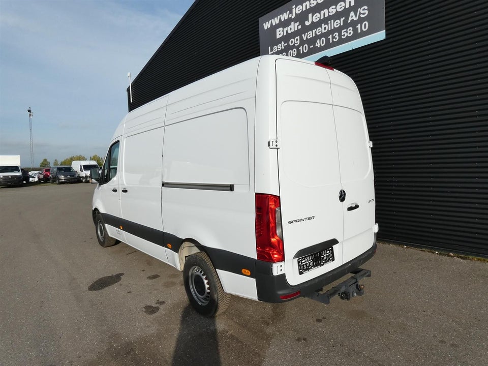 Mercedes Sprinter 317 2,0 CDi A2 Kassevogn PRO aut. RWD
