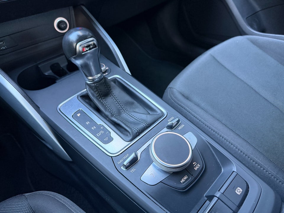 Audi Q2 1,6 TDi 116 S-tr. 5d