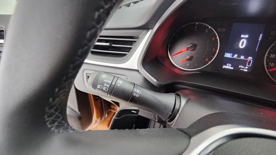 Renault Captur 1,3 TCe 140 Zen EDC 5d