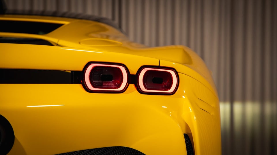 Ferrari SF90 Stradale 4,0 DCT 2d
