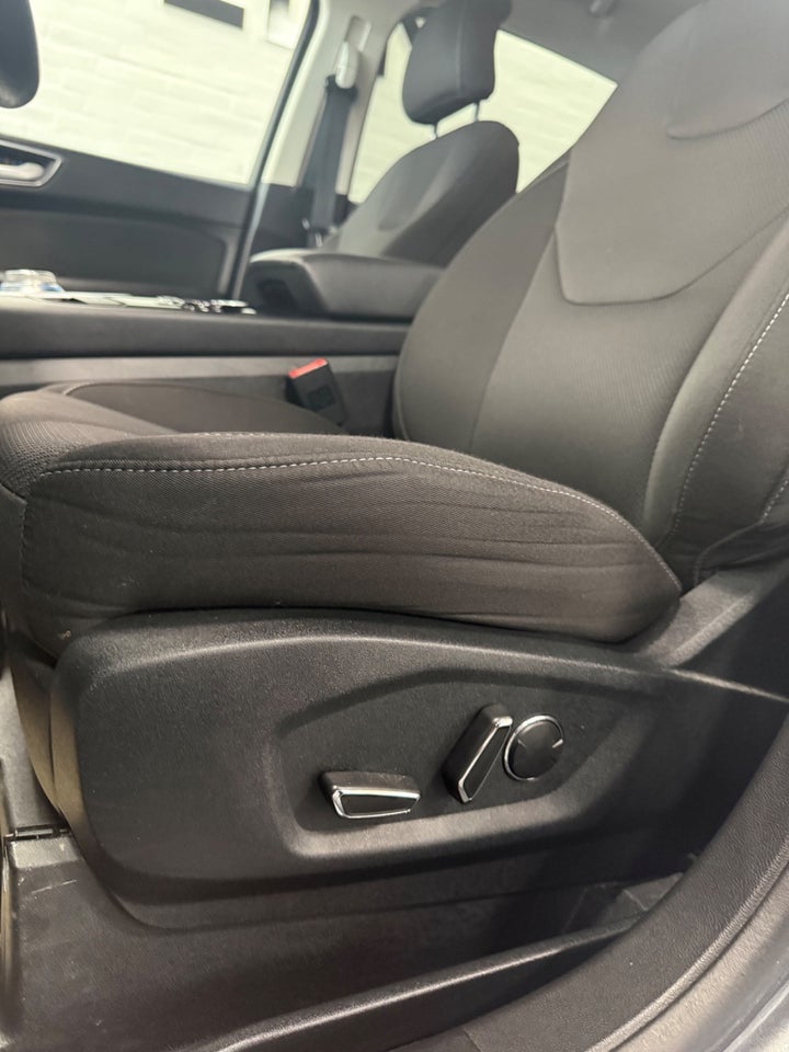 Ford S-MAX 2,0 EcoBlue Titanium aut. 5d