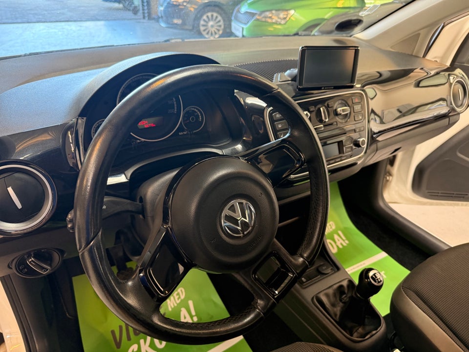 VW Up! 1,0 75 High Up! BMT 5d