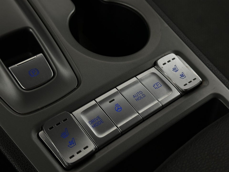 Hyundai Kona 64 EV Ultimate 5d