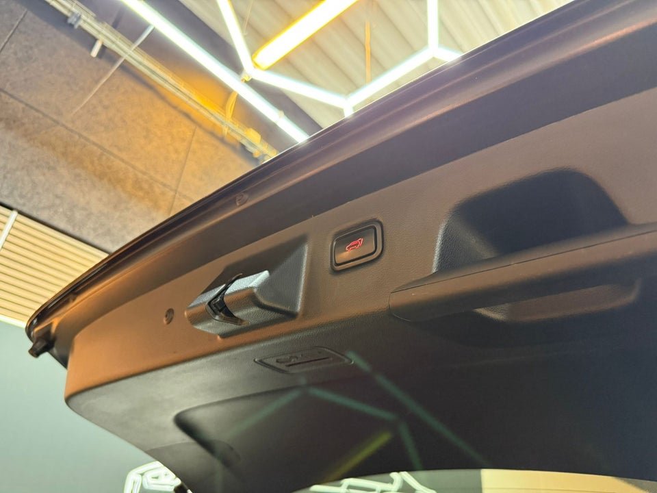 Kia Ceed 1,6 PHEV Upgrade Intro SW DCT 5d