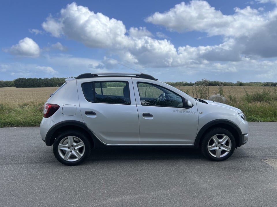 Dacia Sandero Stepway 1,5 dCi 90 Prestige 5d
