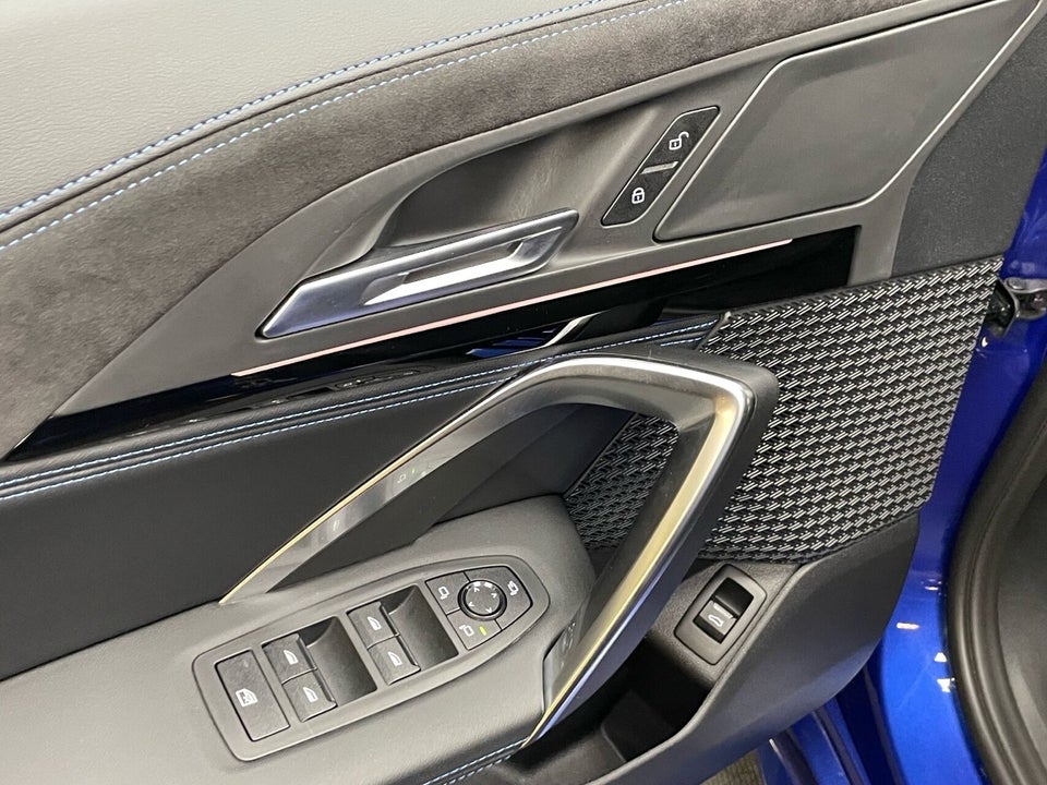 BMW iX2 eDrive20 M-Sport 5d