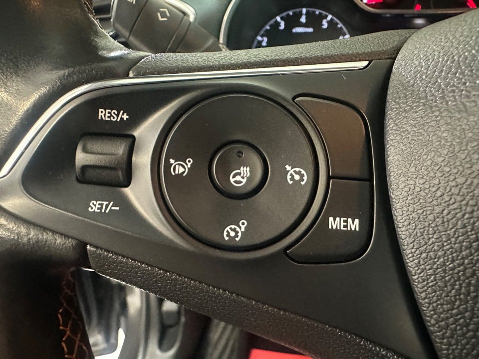 Opel Crossland X 1,2 T 110 Exclusive aut. 5d