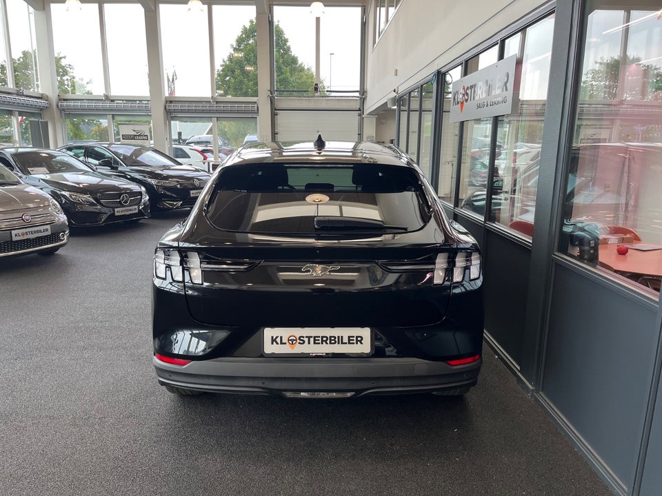 Ford Mustang Mach-E 75 Premium Standard Range 5d