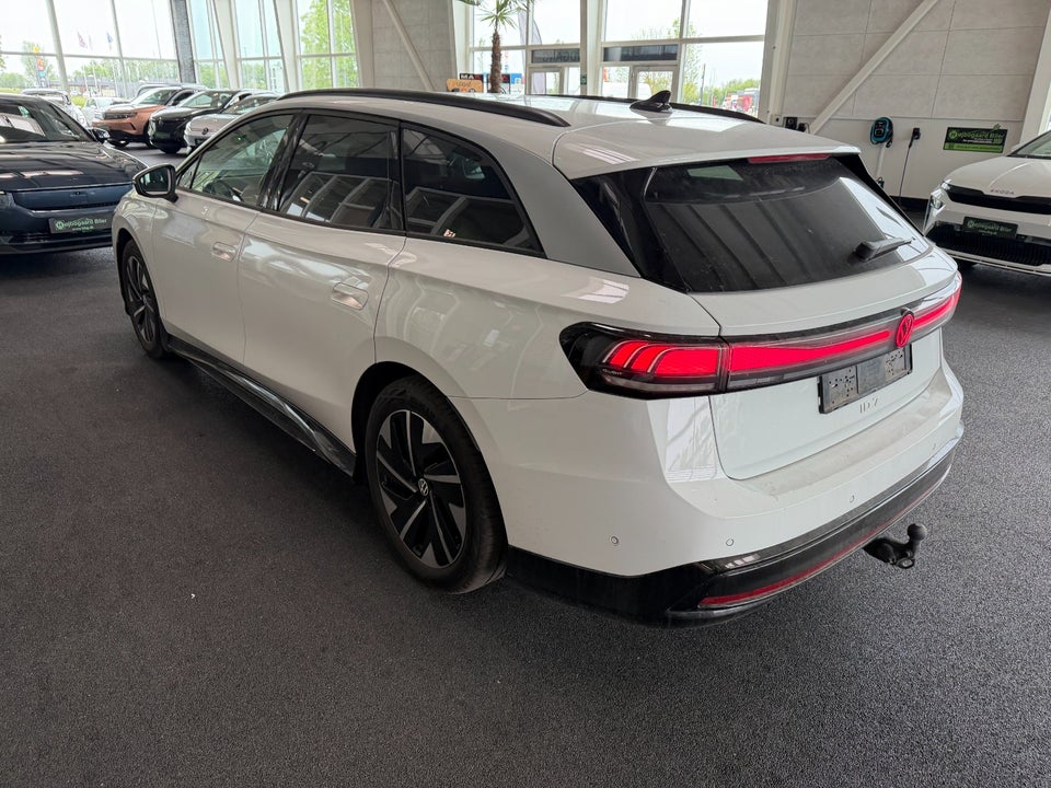 VW ID.7 77 Style Tourer 5d