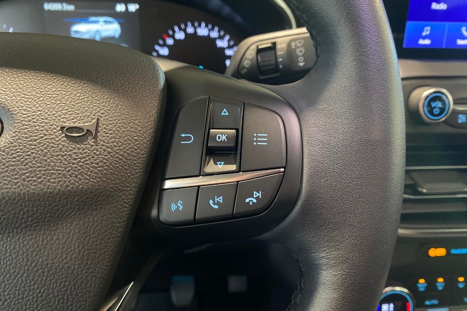 Ford Focus 1,0 EcoBoost mHEV Active stc. 5d