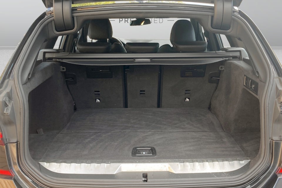 BMW 330e 2,0 Touring M-Sport aut. 5d