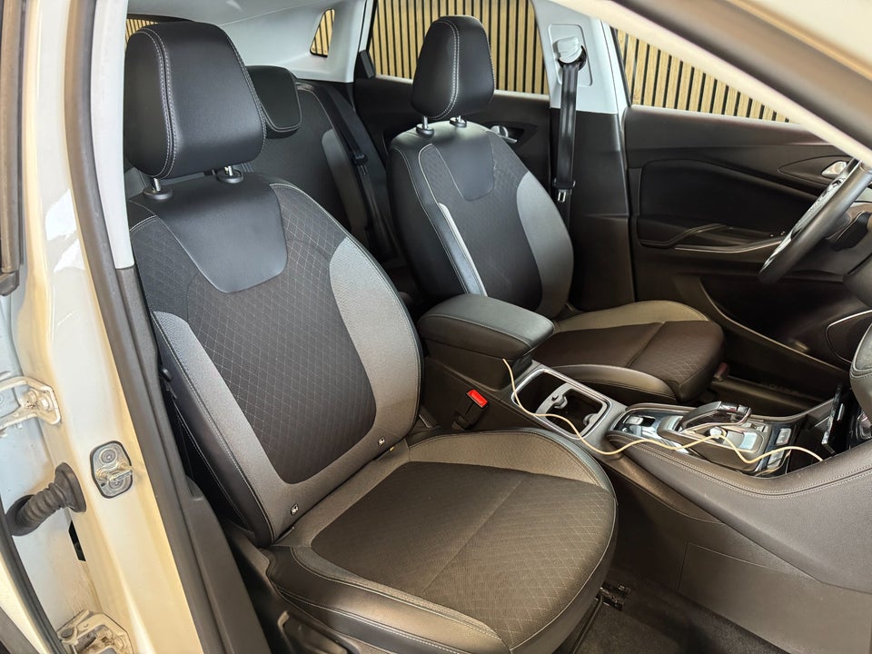 Opel Grandland X 1,6 Hybrid Ultimate aut. 5d