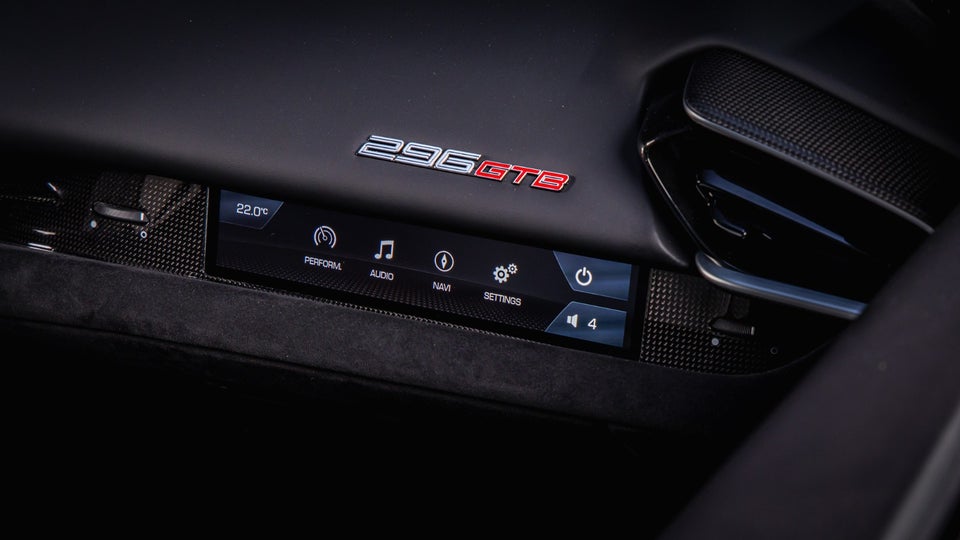 Ferrari 296 GTB 2,9 DCT 2d