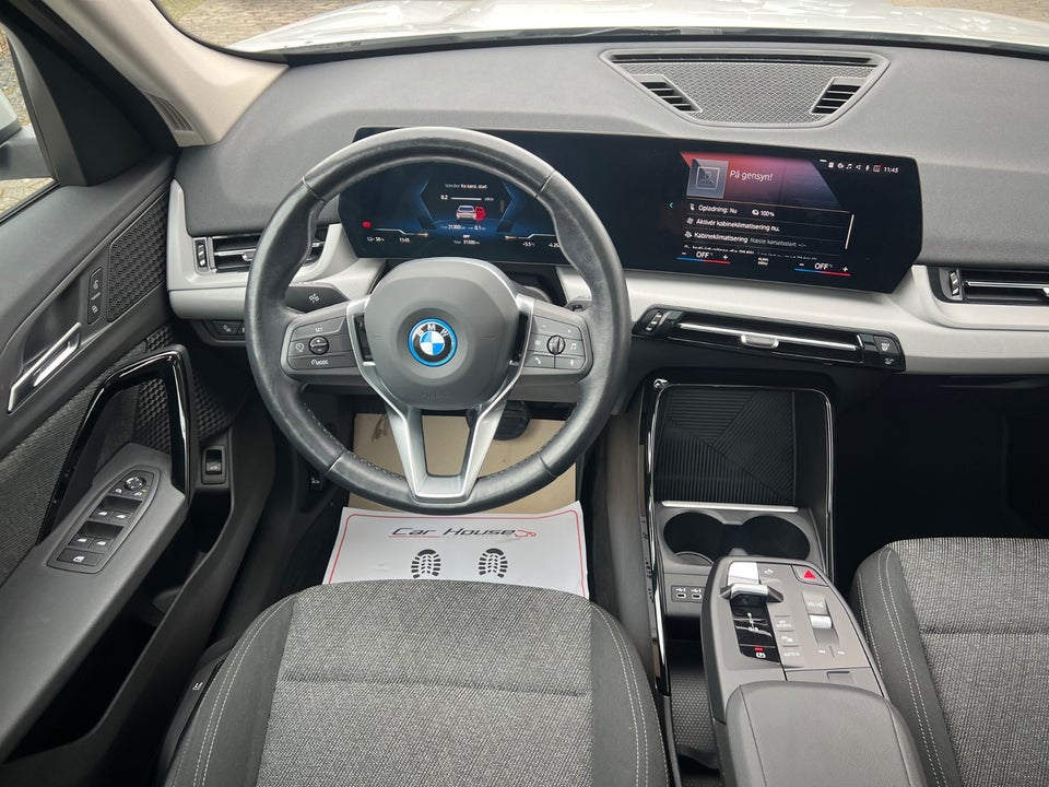 BMW iX1 xDrive30 X-Line 5d
