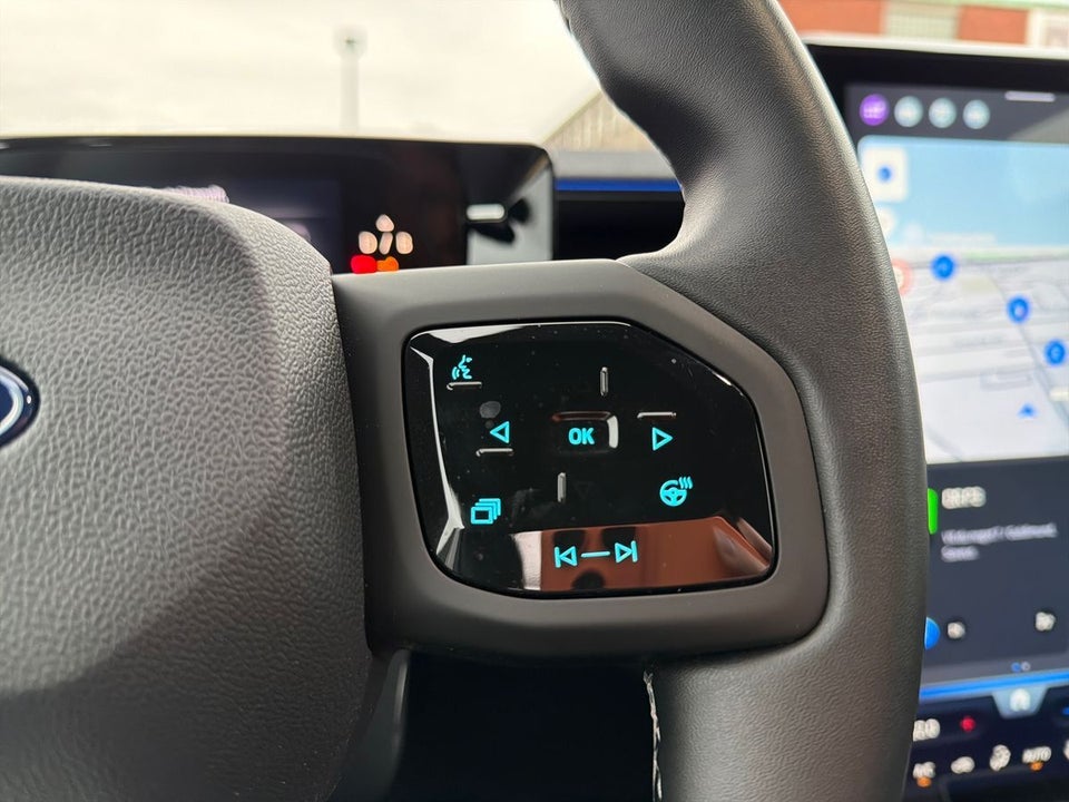 Ford Capri 77 Premium Extended Range 5d