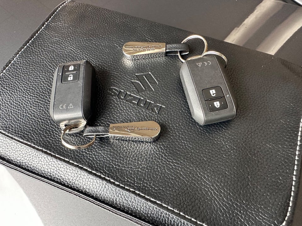 Suzuki Swift 1,2 mHybrid Exclusive CVT 5d