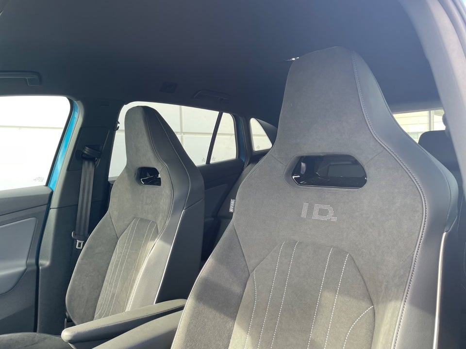 VW ID.4 77 Style 5d