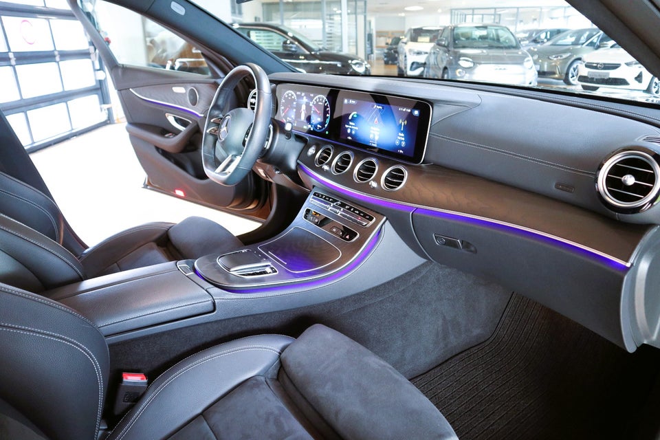 Mercedes E300 e 2,0 AMG Line stc. aut. 5d