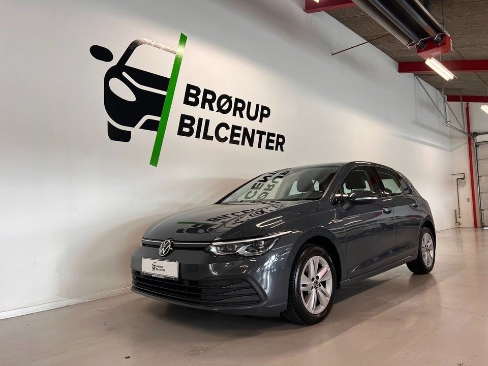 VW Golf VIII 1,5 TSi 130 Life 5d