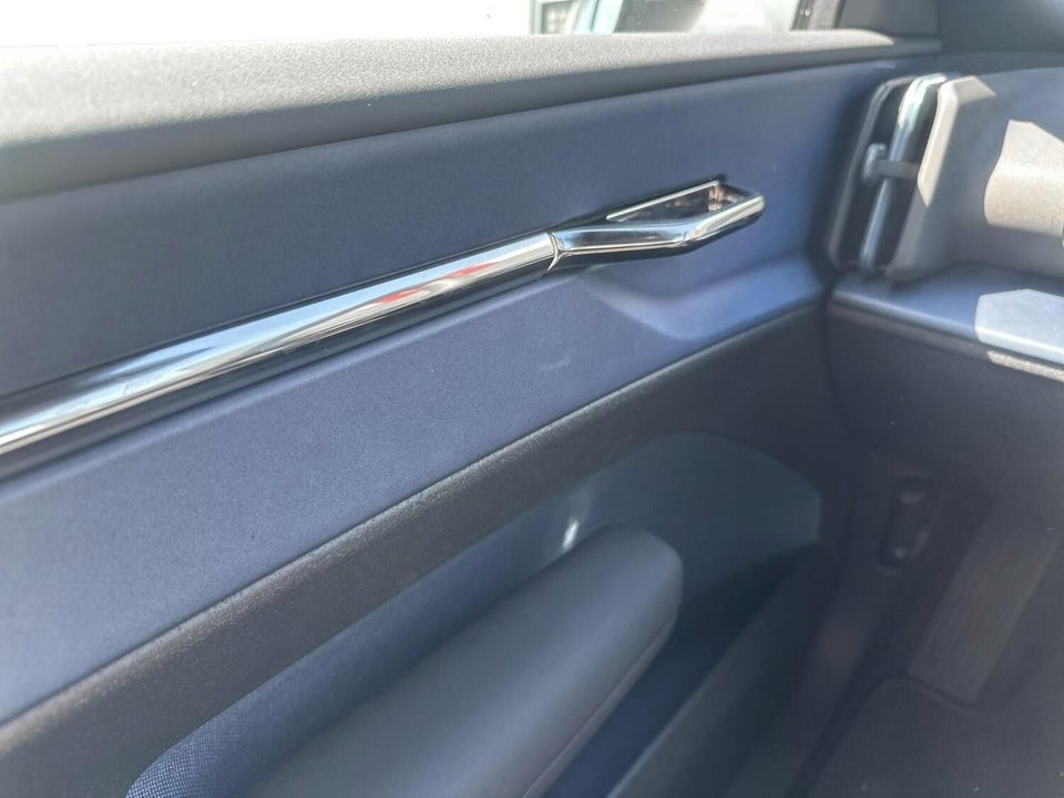 Volvo EX30 Extended Range Plus 5d