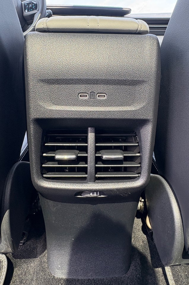 Ford Explorer 77 Premium Extended Range 5d