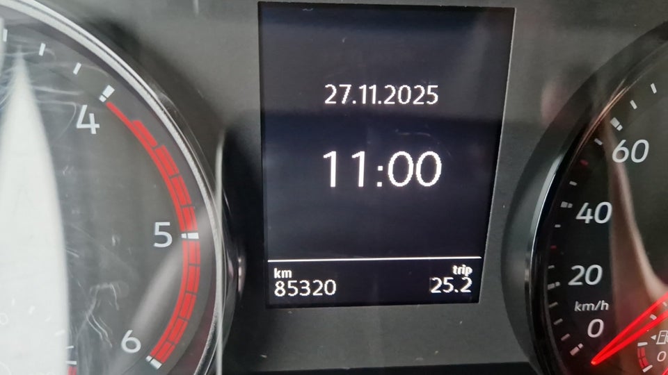 VW Crafter 35 2,0 TDi 177 Kassevogn L3H2 aut.