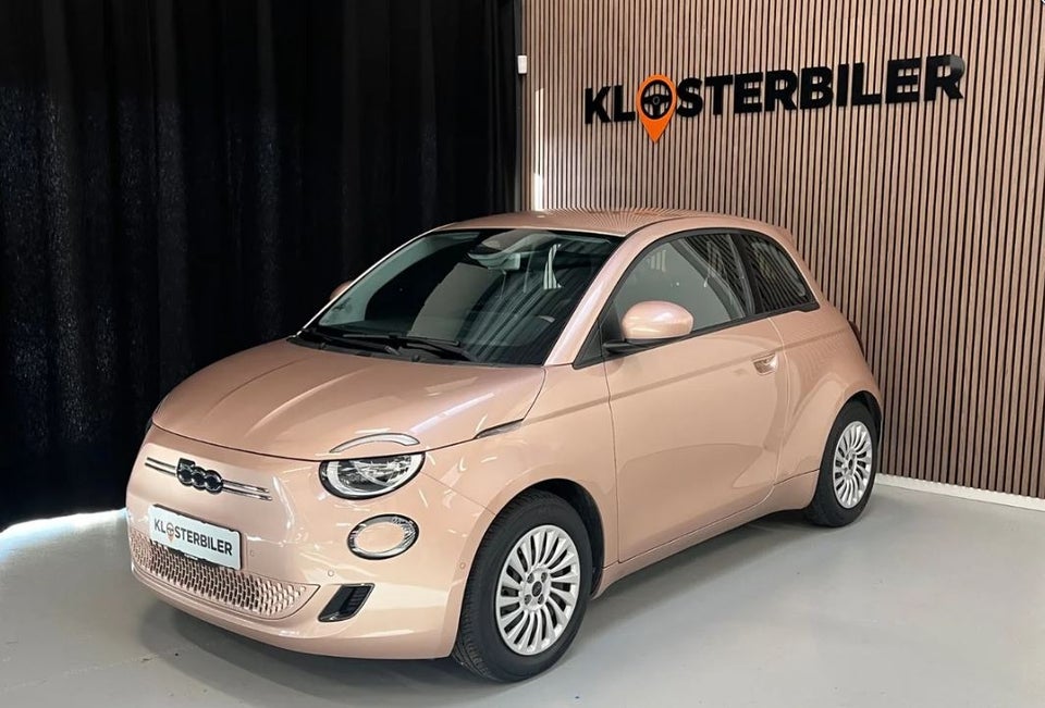 Fiat 500e 42 Icon 3d