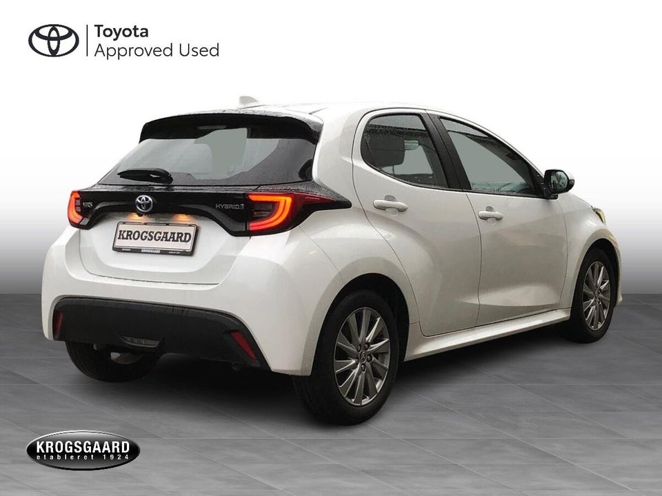 Toyota Yaris 1,5 Hybrid Active Tech e-CVT 5d