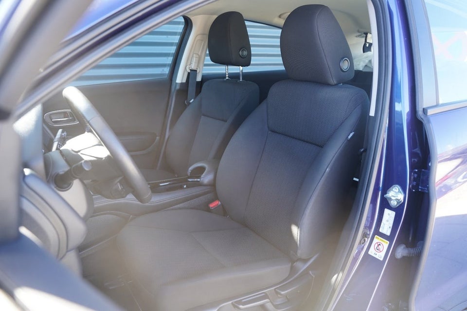 Honda HR-V 1,5 i-VTEC Elegance 5d