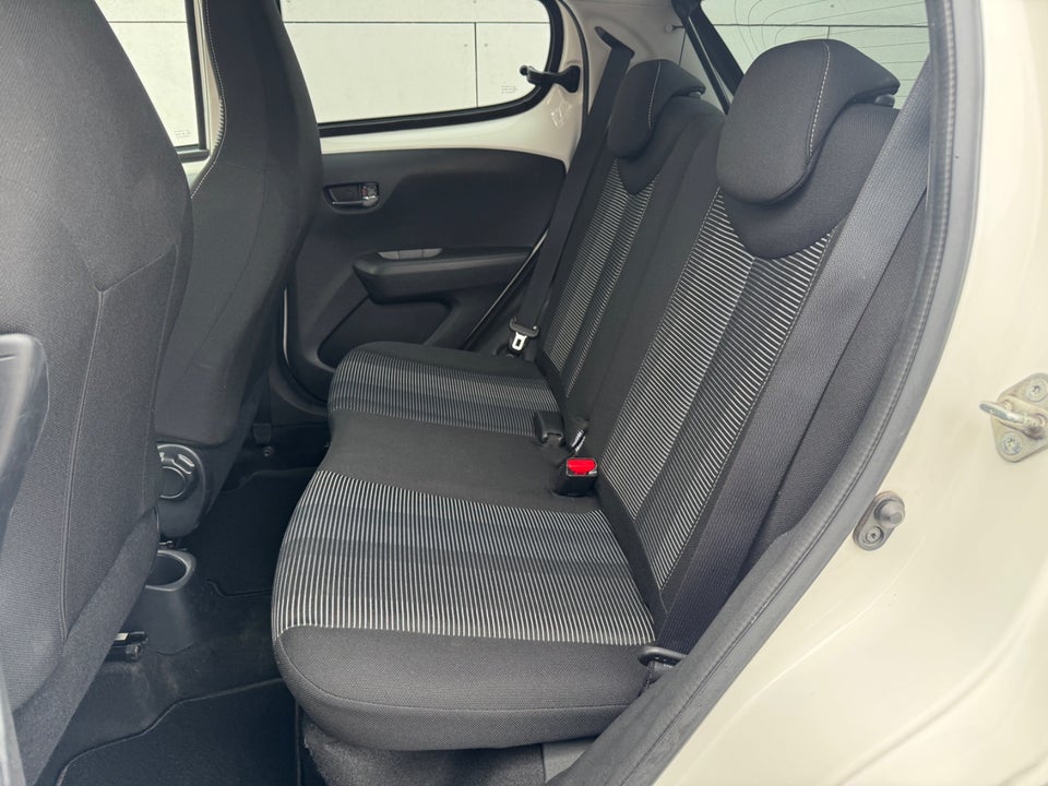 Peugeot 108 1,0 e-VTi 69 Active TOP! 5d