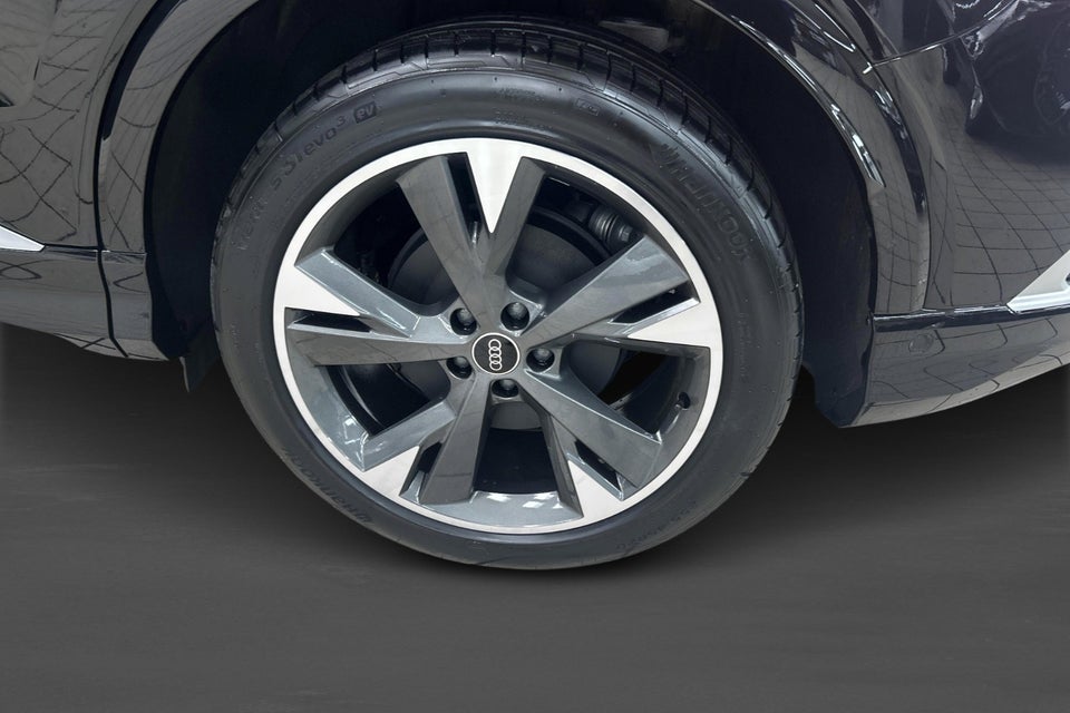 Audi Q4 e-tron 45 S-line Edition 5d