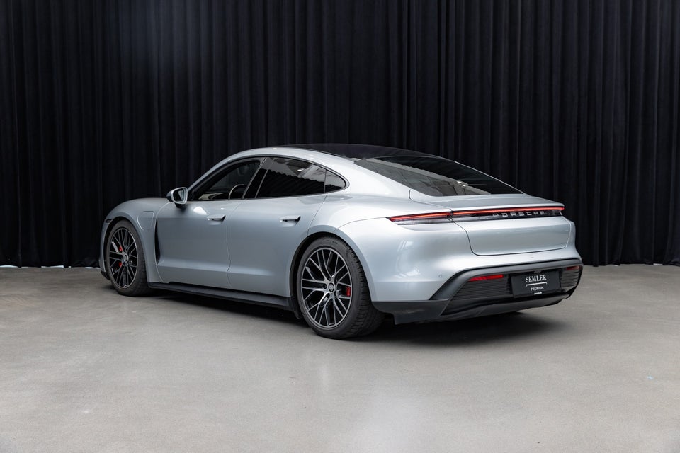 Porsche Taycan 4S Performance+ 4d