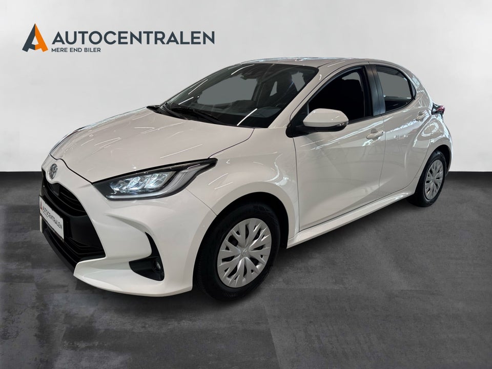 Toyota Yaris 1,5 Active 5d