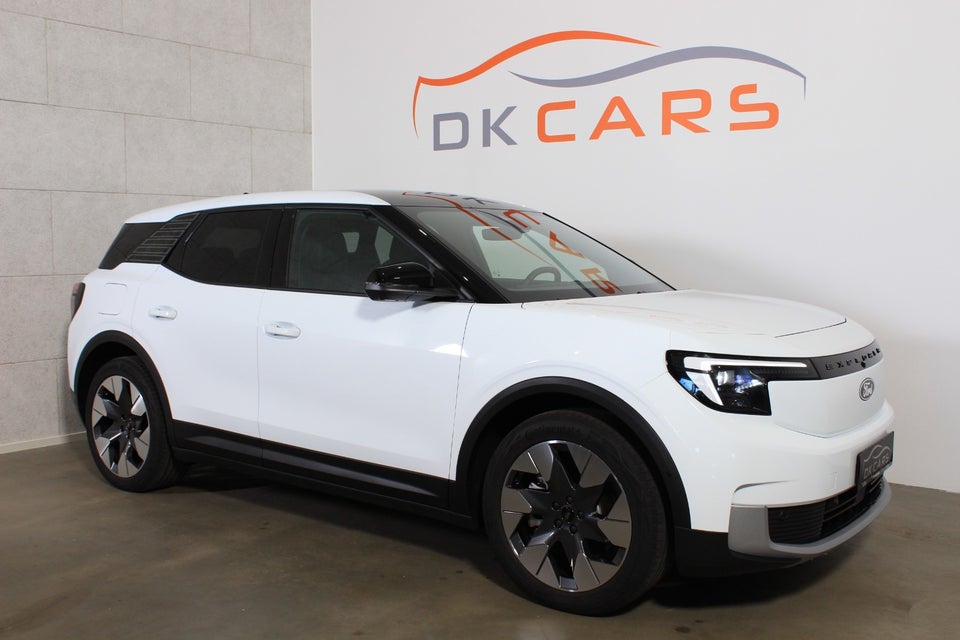 Ford Explorer 82 Premium Extended Range 5d