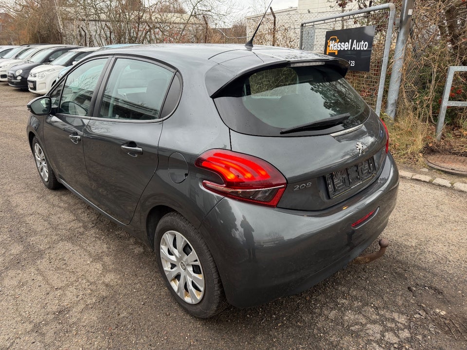 Peugeot 208 1,6 BlueHDi 100 Active 5d