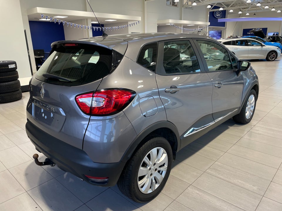 Renault Captur 0,9 TCe 90 Authentique 5d