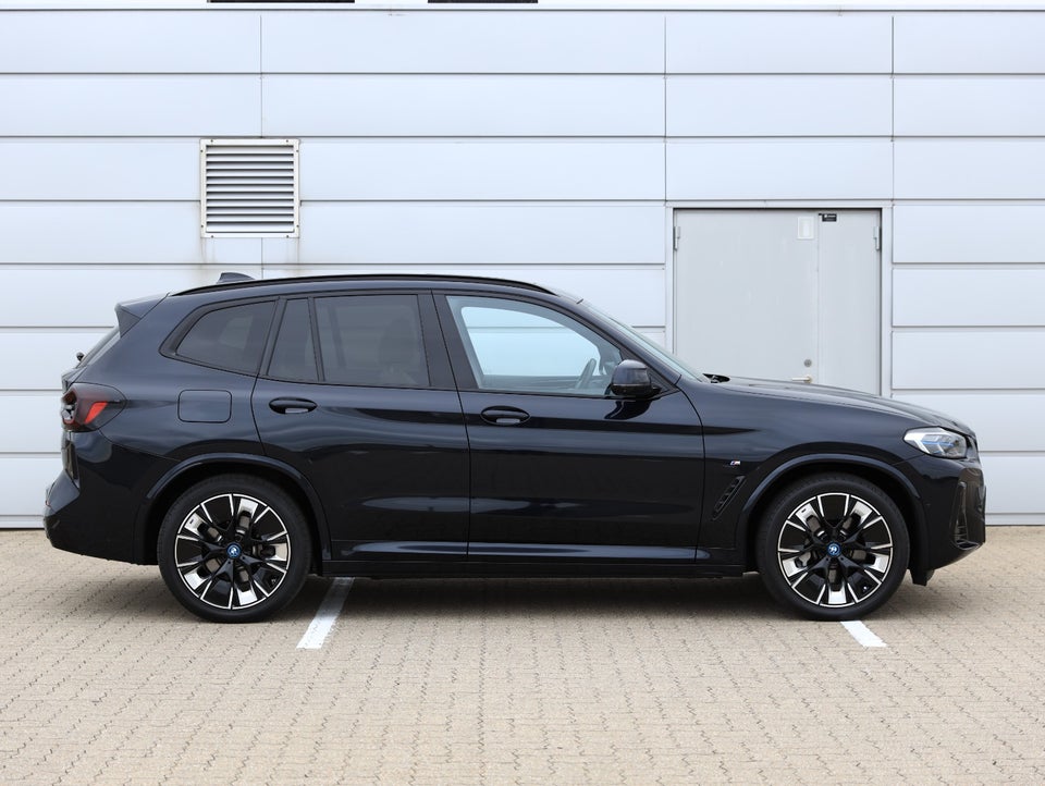 BMW iX3 Charged Plus M-Sport 5d