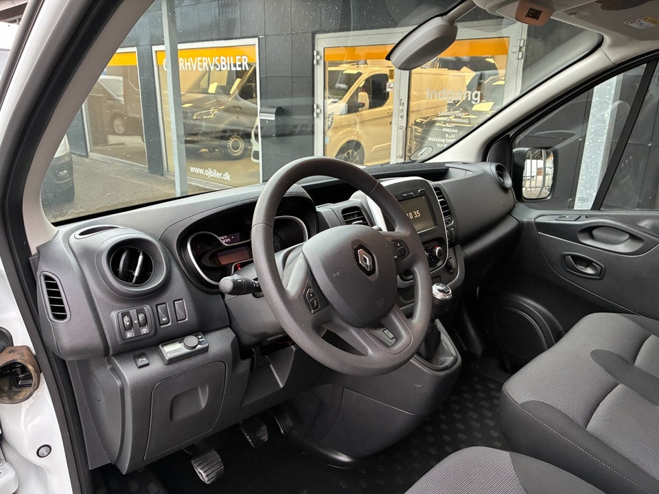 Renault Trafic T29 2,0 dCi 120 L2H1