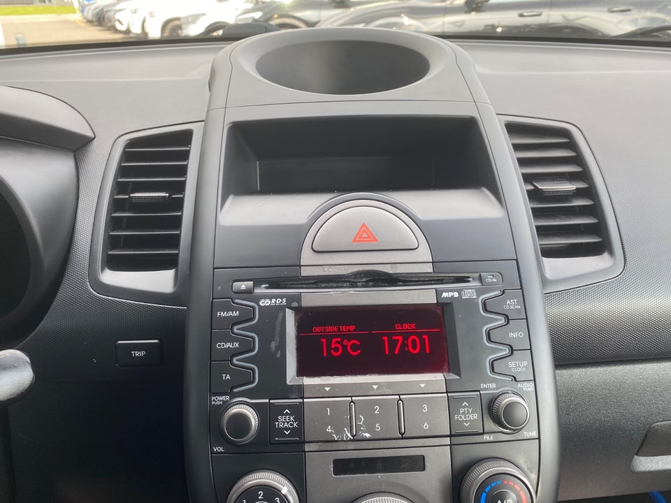 Kia Soul 1,6 CVVT Asian 5d