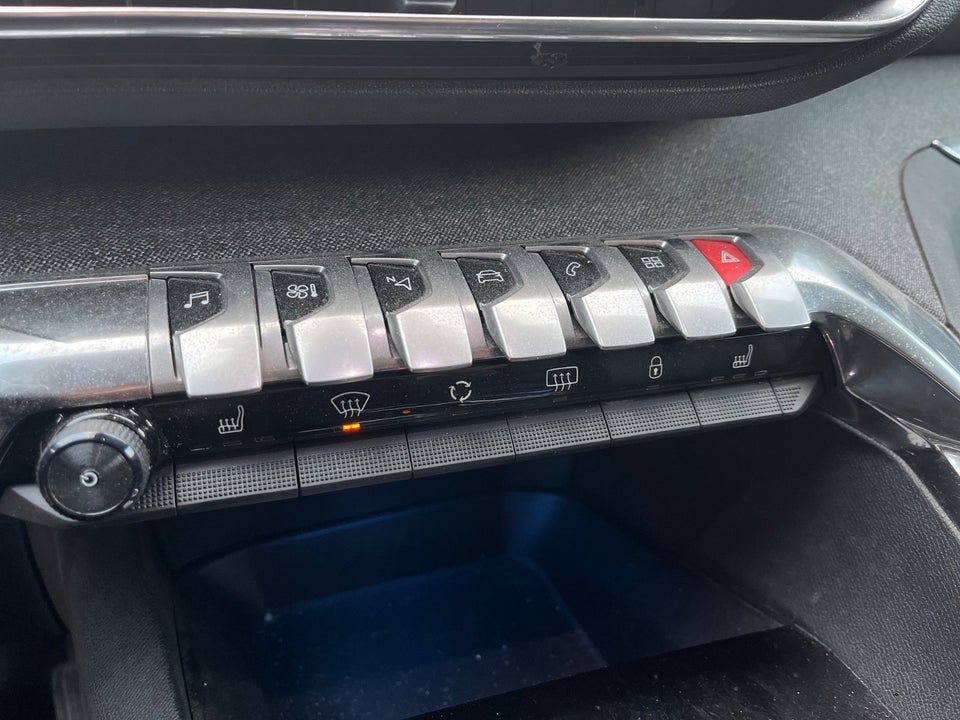 Peugeot 3008 1,5 BlueHDi 130 Allure Limited EAT8 Van 5d