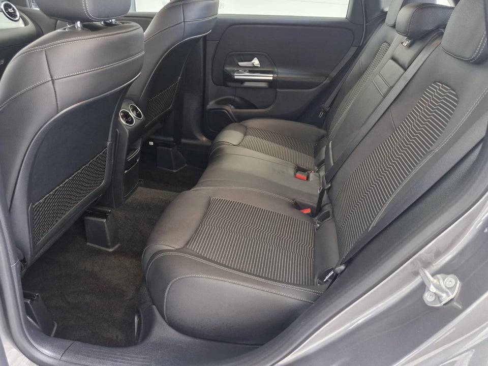 Mercedes B200 1,3 Progressive aut. 5d